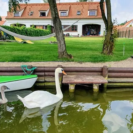 Mazurski Dom Nad Jeziorem Сasa de vacaciones Pasym